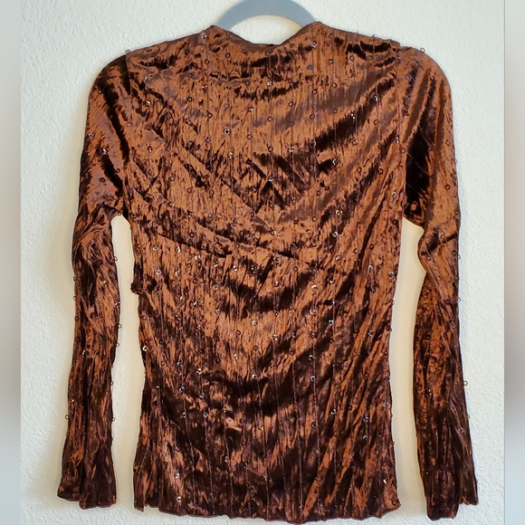 True Light Velour Top - Picture 3 of 14